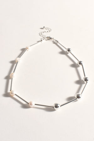 Ball Pearl Half Half Short Necklace